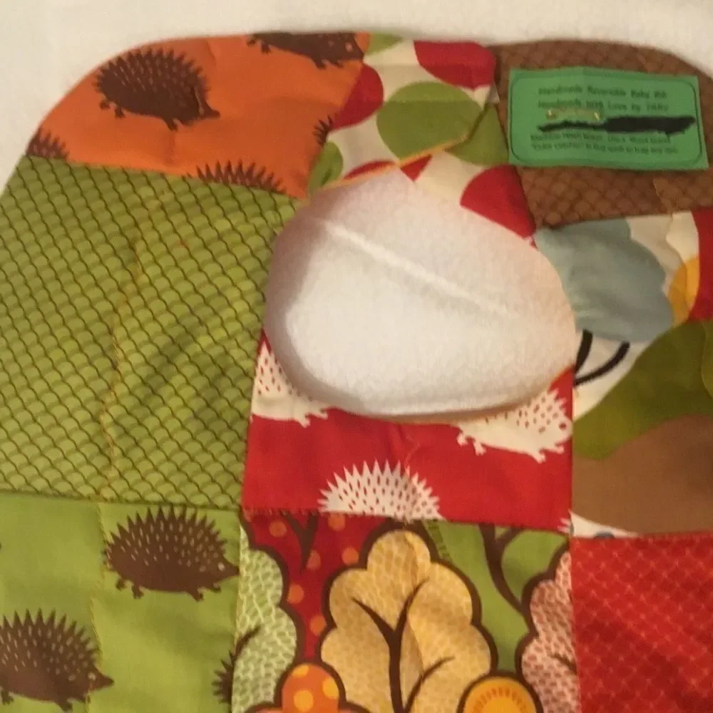 3/$25 or $12 ea. NWT Handmade Quilted Reversible Bib.